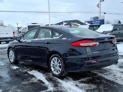 2020 Ford Fusion SE