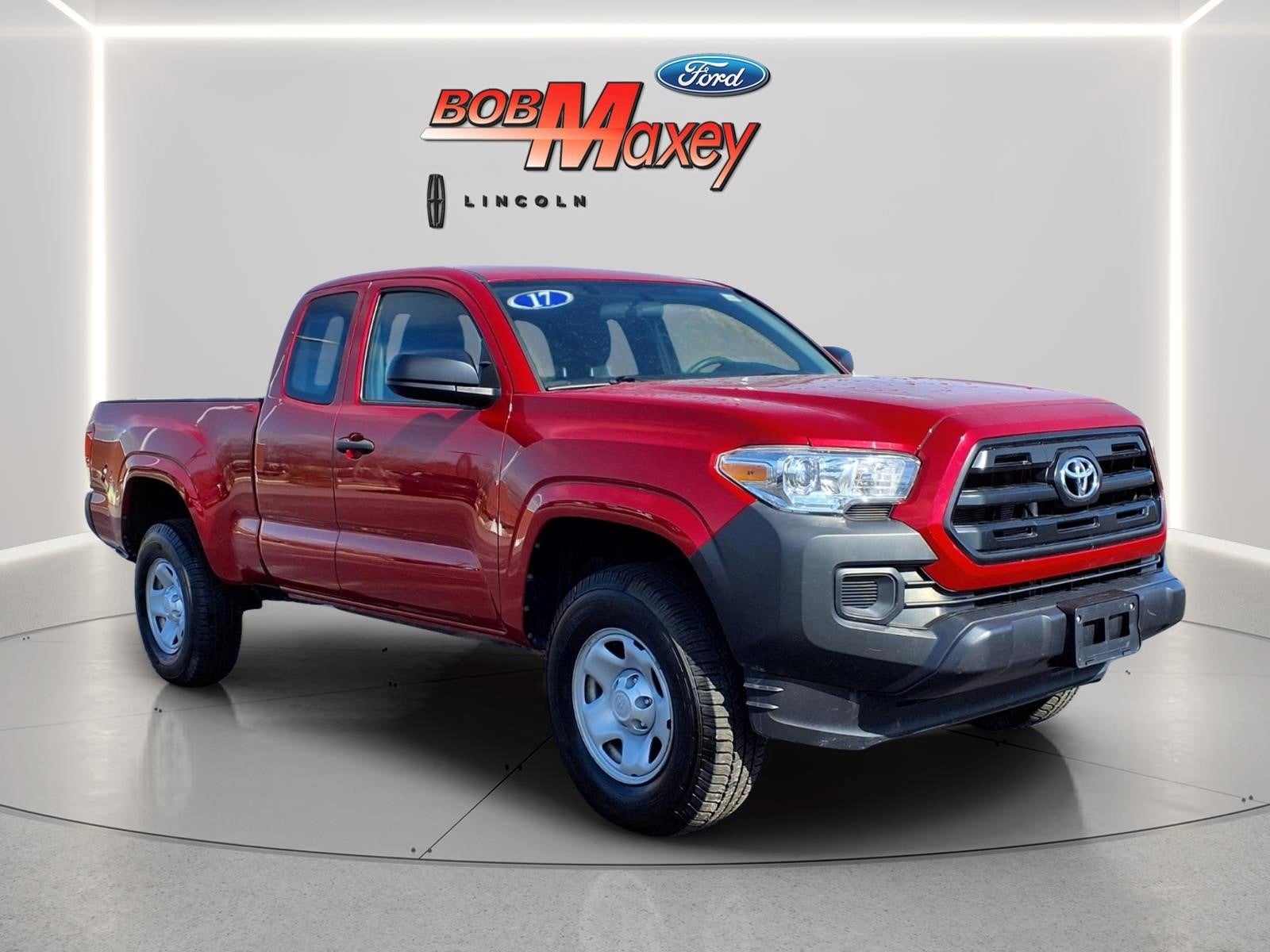 2017 Toyota Tacoma SR