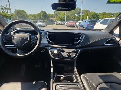 2025 Chrysler Pacifica Limited