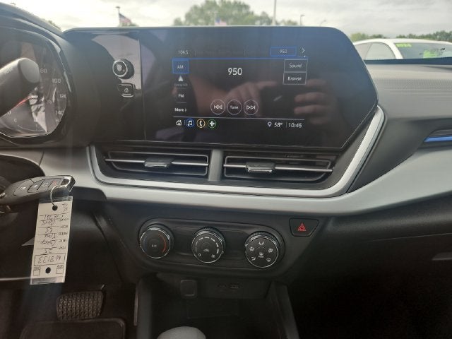 2025 Chevrolet Trax LS